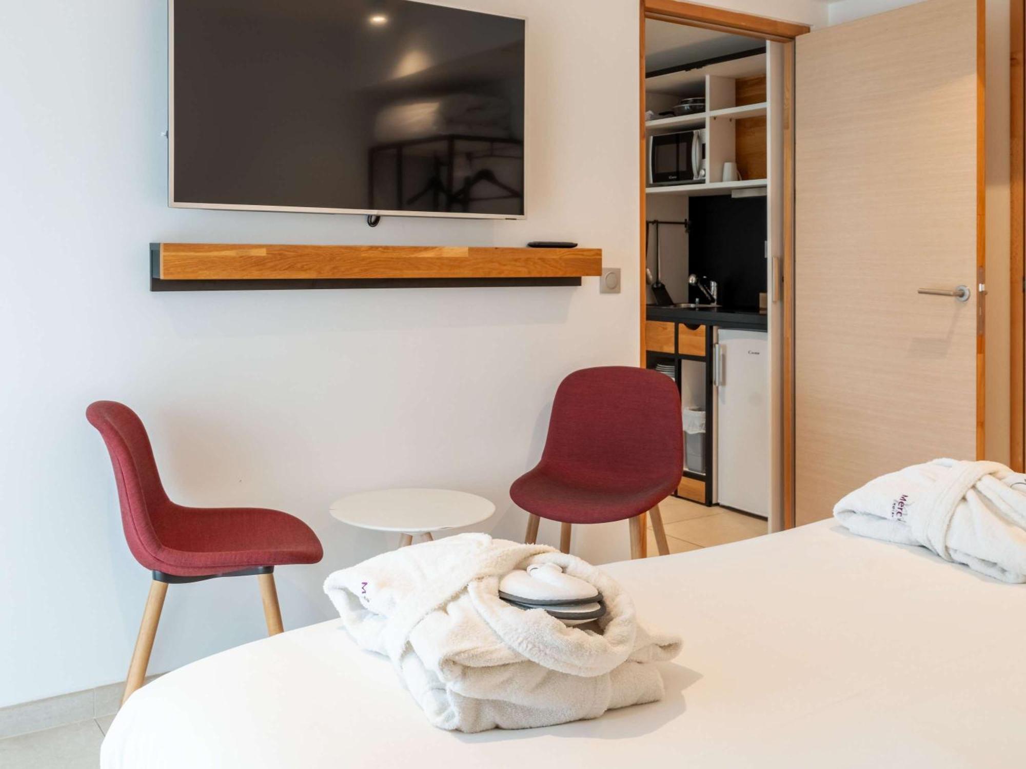 Mercure Avignon Gare Tgv Exterior foto